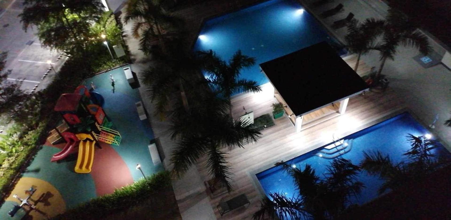 J & F Homestay - Cavite, Philippines Trece Martires Екстер'єр фото