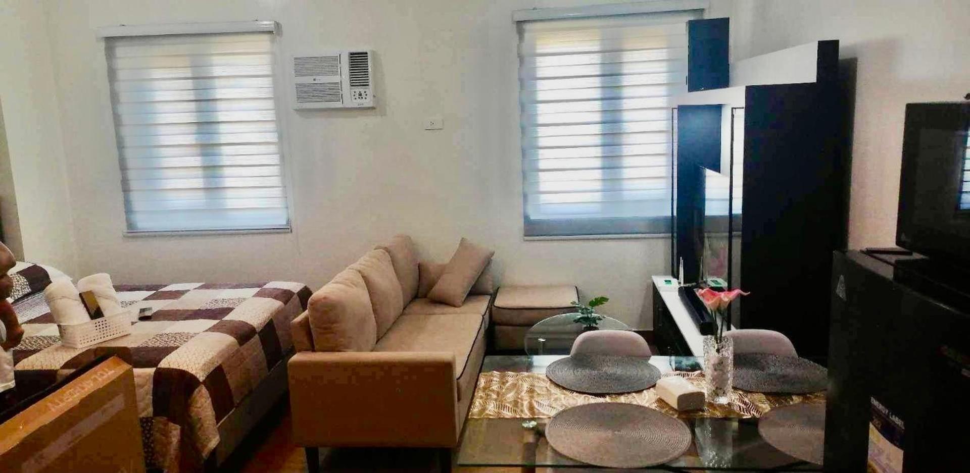 J & F Homestay - Cavite, Philippines Trece Martires Екстер'єр фото